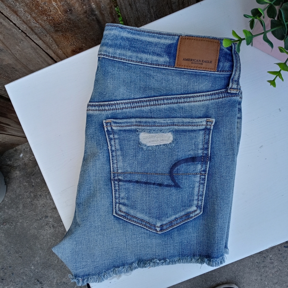 American Eagle Hi-Rise Shortie Distressed Shorts 6